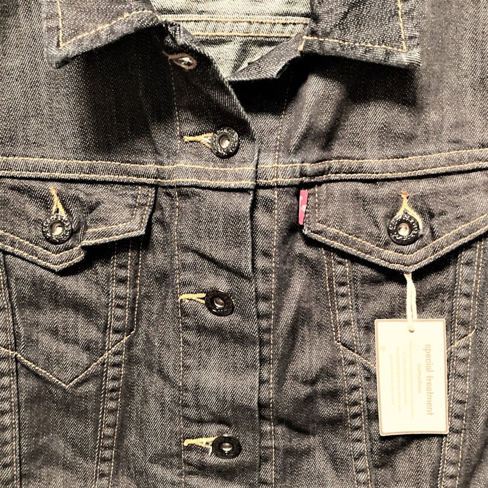 NWT Levi Jean jacket Women girls junior adult  SZ S curvy cut Very dark blue … - Picture 3 of 4